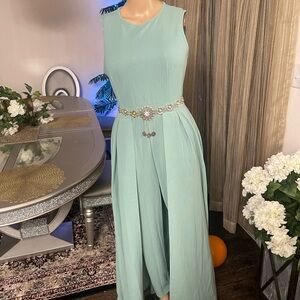 Elegant Mint Green Sleeveless Jumpsuit